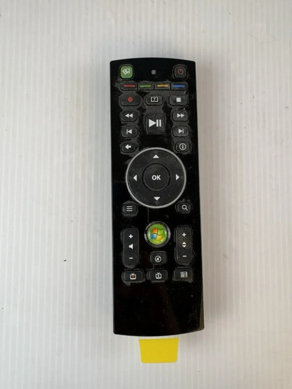 Microsoft Windows Media Center Remote Control with QWERTY Keyboard Black IR